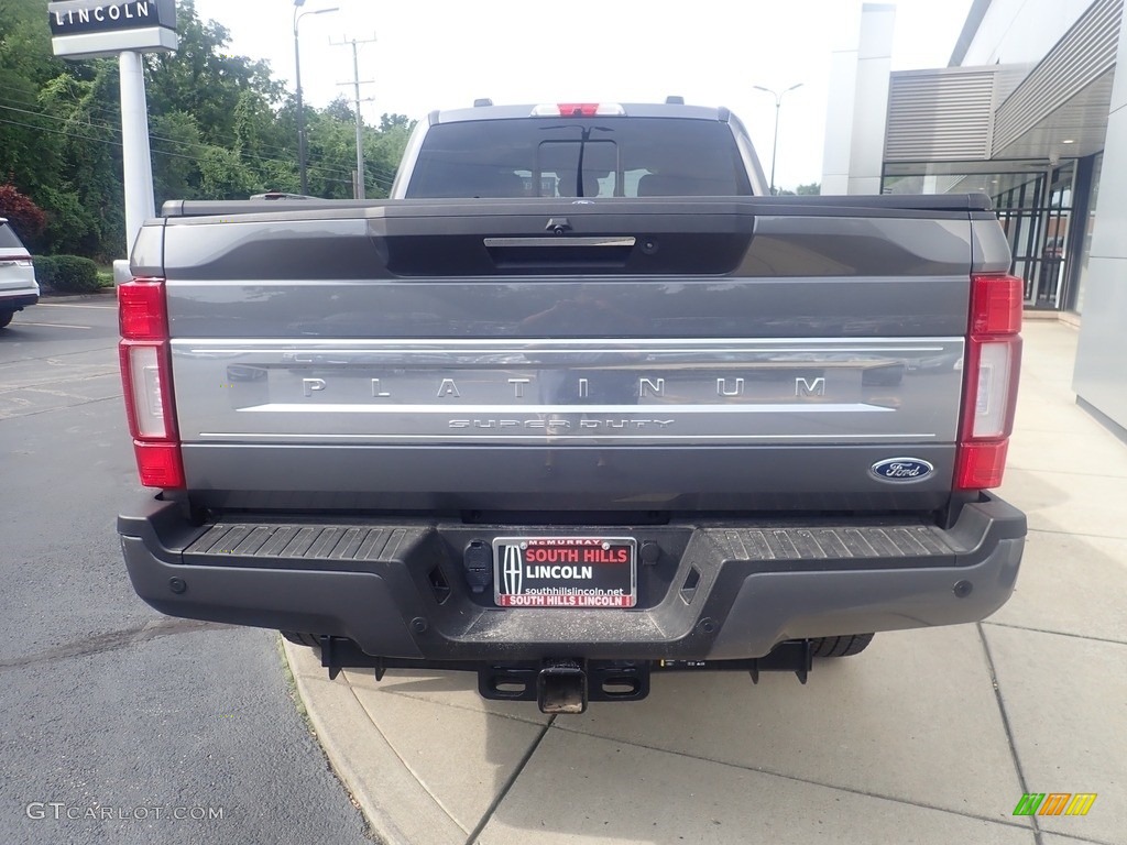 2022 F350 Super Duty Platinum Crew Cab 4x4 - Carbonized Gray / Black Onyx photo #4