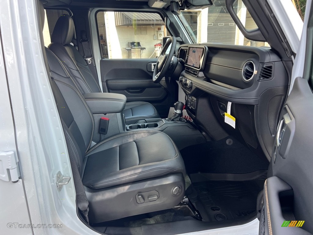 2024 Jeep Wrangler 4-Door Sahara 4x4 Front Seat Photo #146304054