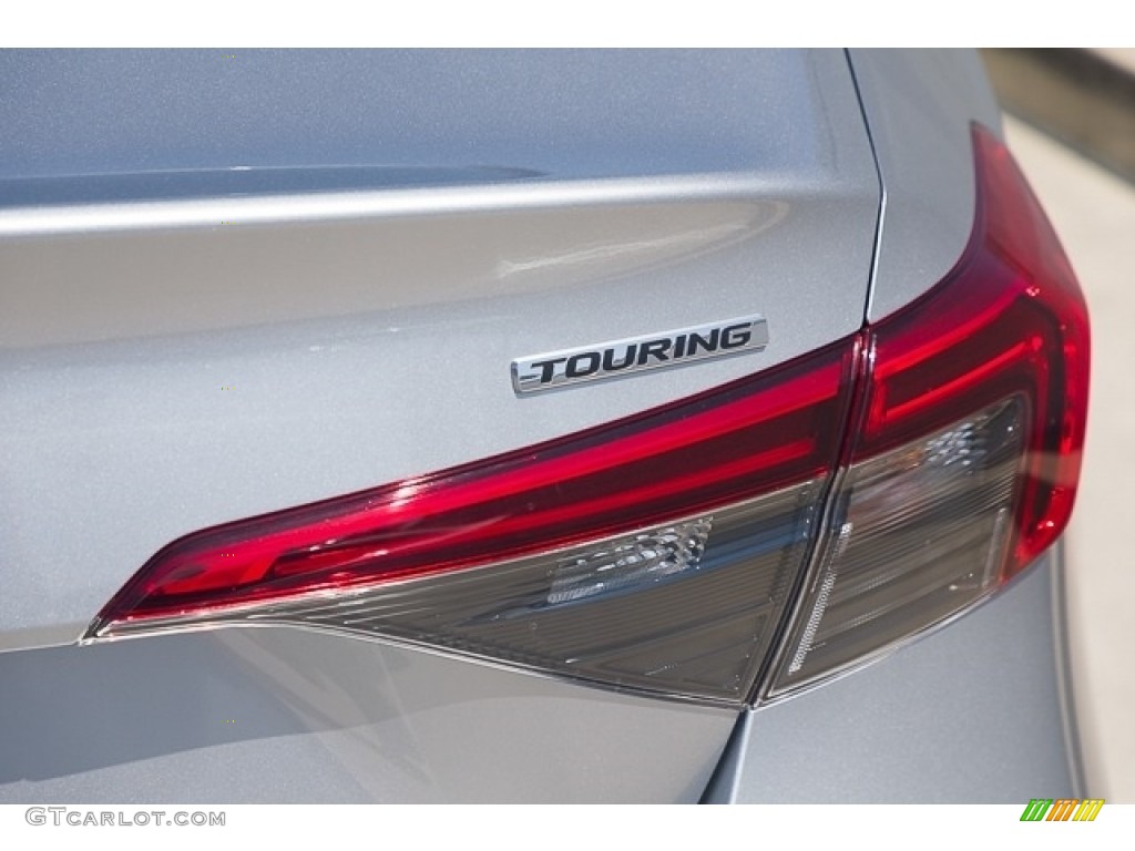 2023 Honda Civic Touring Sedan Marks and Logos Photos