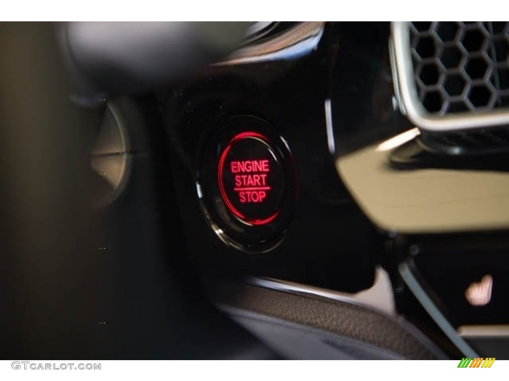 2023 Civic Touring Sedan - Lunar Silver Metallic / Black photo #23