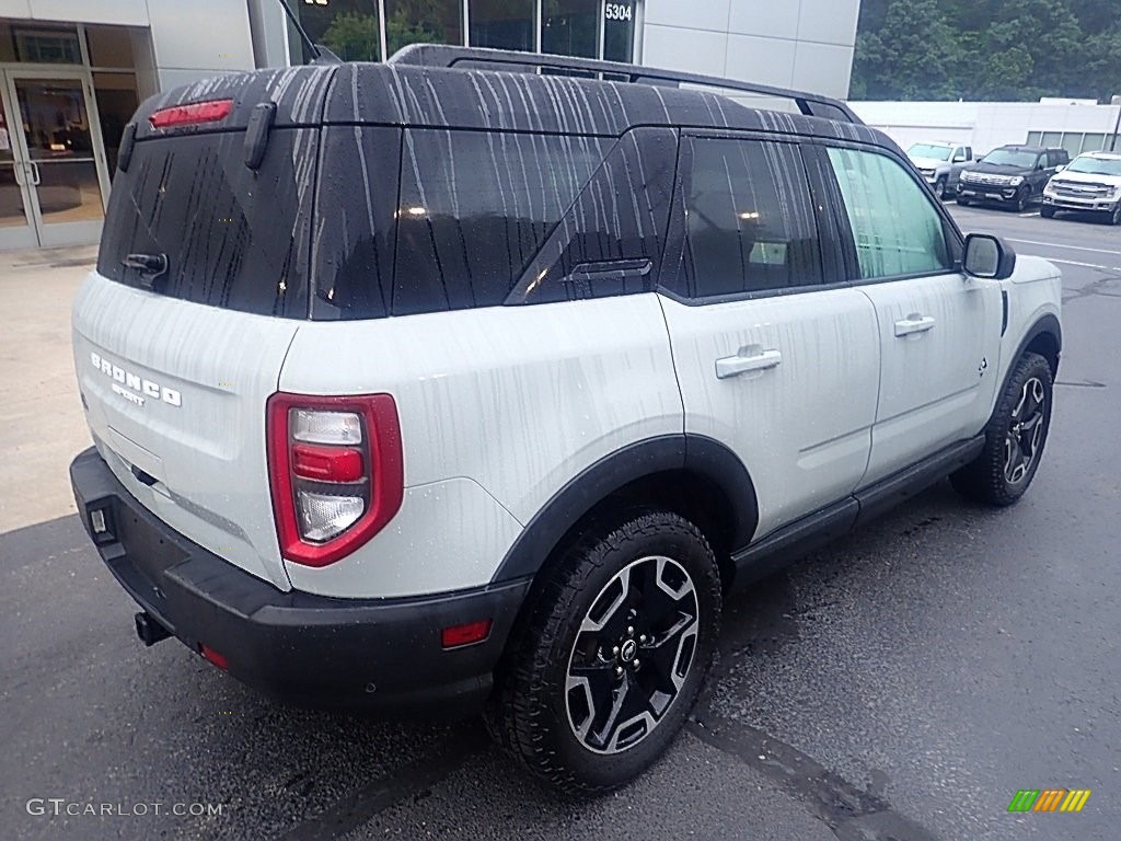 2021 Bronco Sport Outer Banks 4x4 - Cactus Gray / Navy Pier photo #2