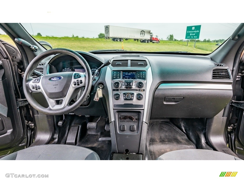 2013 Ford Explorer Police Interceptor AWD Interior Color Photos