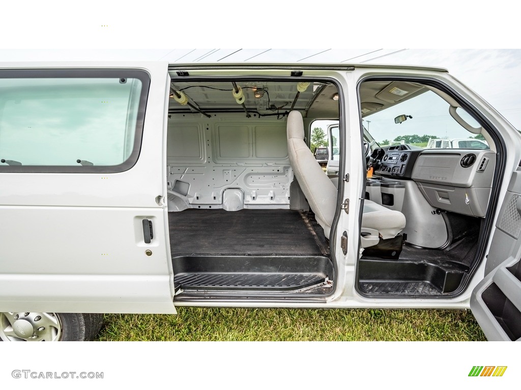 2014 E-Series Van E350 Cargo Van - Oxford White / Medium Flint photo #22