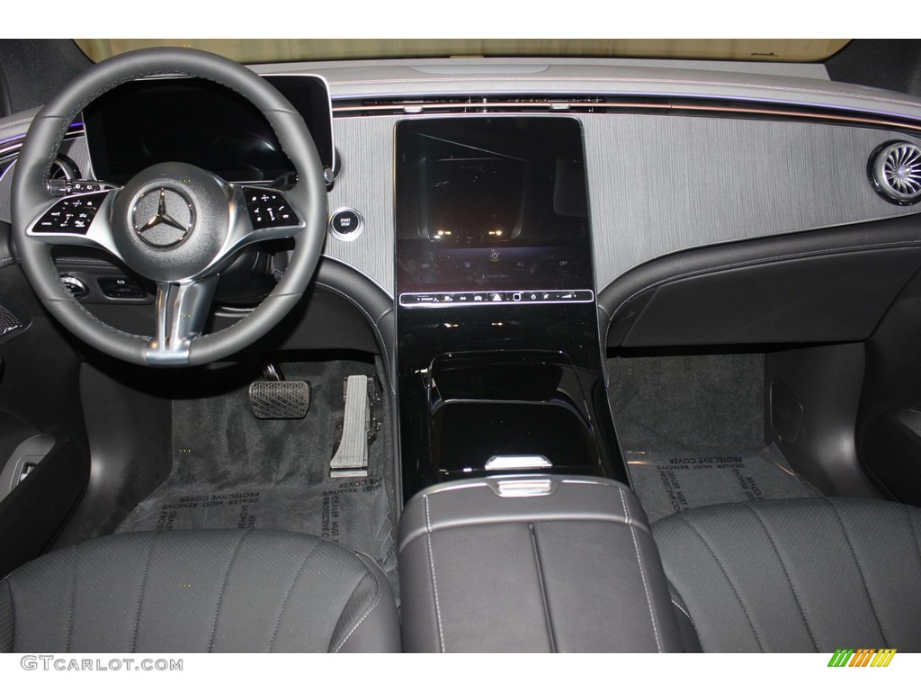 2023 Mercedes-Benz EQE 350+ SUV Black/Space Gray Dashboard Photo #146307857