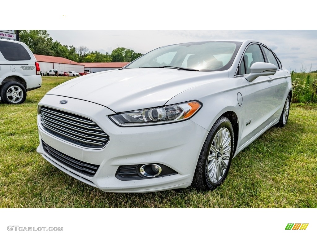 2013 Fusion Energi SE - Oxford White / Dune photo #8
