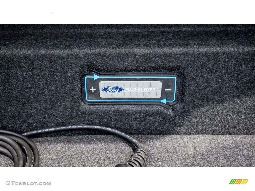 2013 Ford Fusion Energi SE Controls Photos