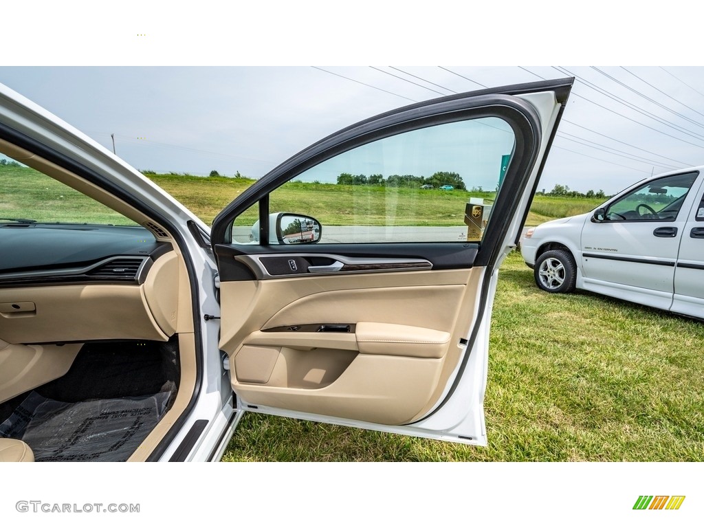 2013 Ford Fusion Energi SE Door Panel Photos