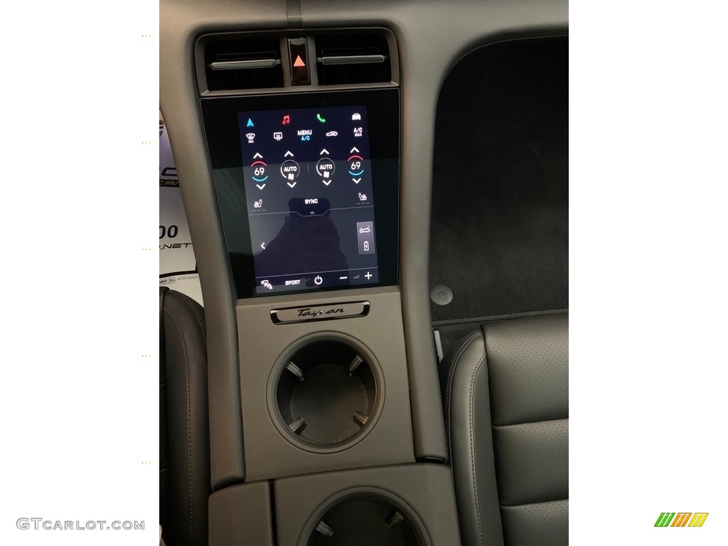 2021 Porsche Taycan Sedan Controls Photo #146309072
