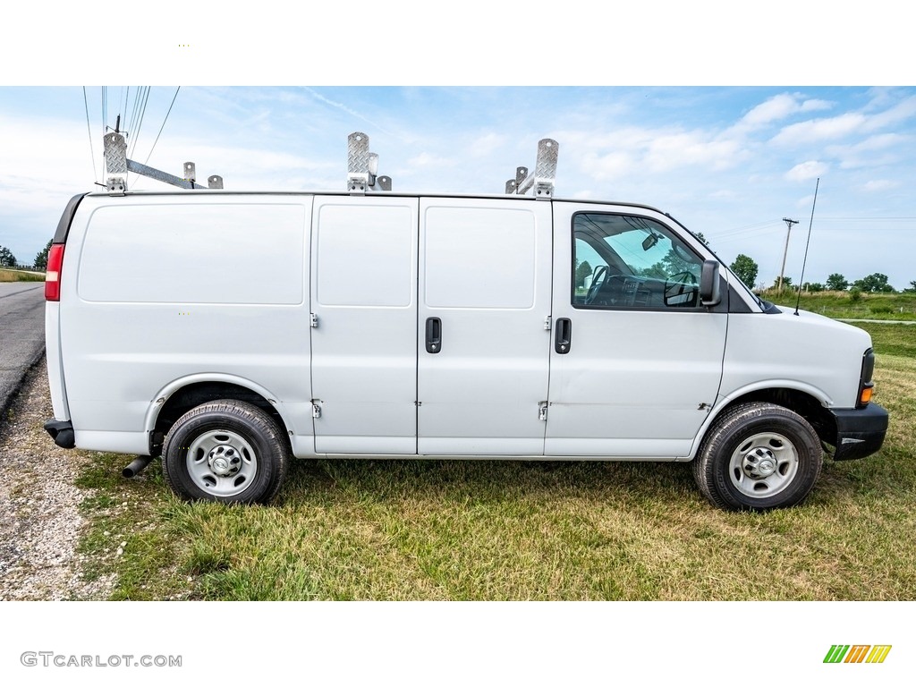 2015 Express 2500 Cargo WT - Summit White / Neutral photo #3