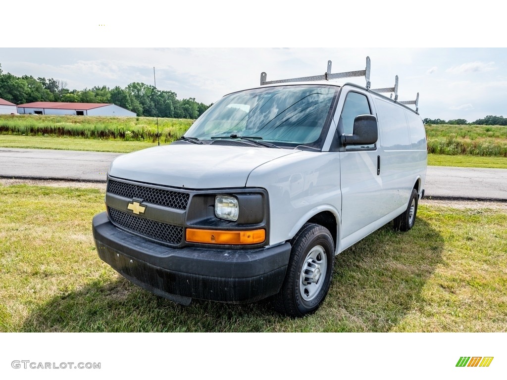 2015 Express 2500 Cargo WT - Summit White / Neutral photo #8