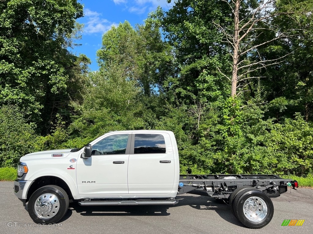 Bright White 2023 Ram 4500 SLT Crew Cab 4x4 Chassis Exterior Photo #146309984