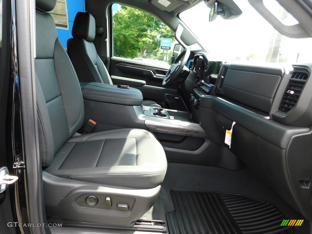 2024 Chevrolet Silverado 2500HD LTZ Crew Cab 4x4 Front Seat Photos