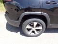 Diamond Black Crystal Pearl - Cherokee Limited 4x4 Photo No. 5