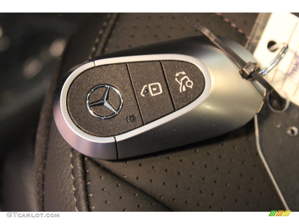 2023 Mercedes-Benz EQE 350+ SUV Keys Photos