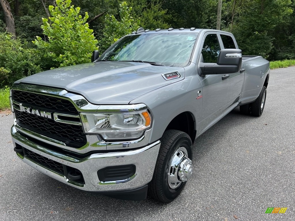 2023 3500 Tradesman Crew Cab 4x4 - Billet Silver Metallic / Diesel Gray/Black photo #2