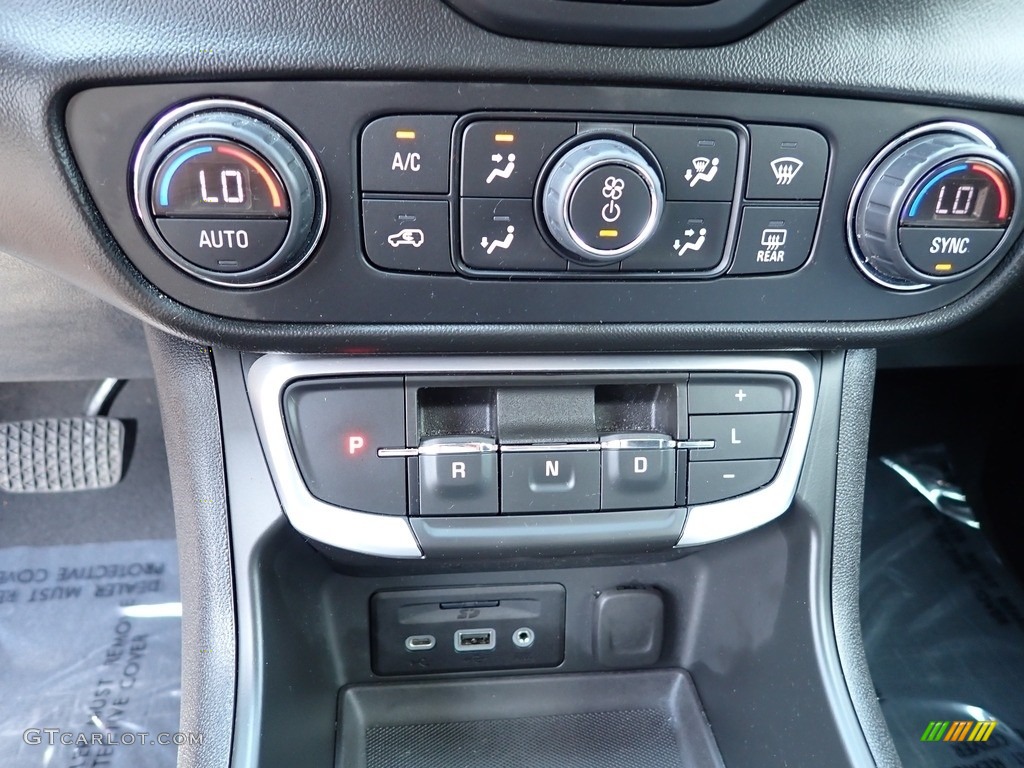 2022 GMC Terrain SLE AWD Controls Photo #146313764