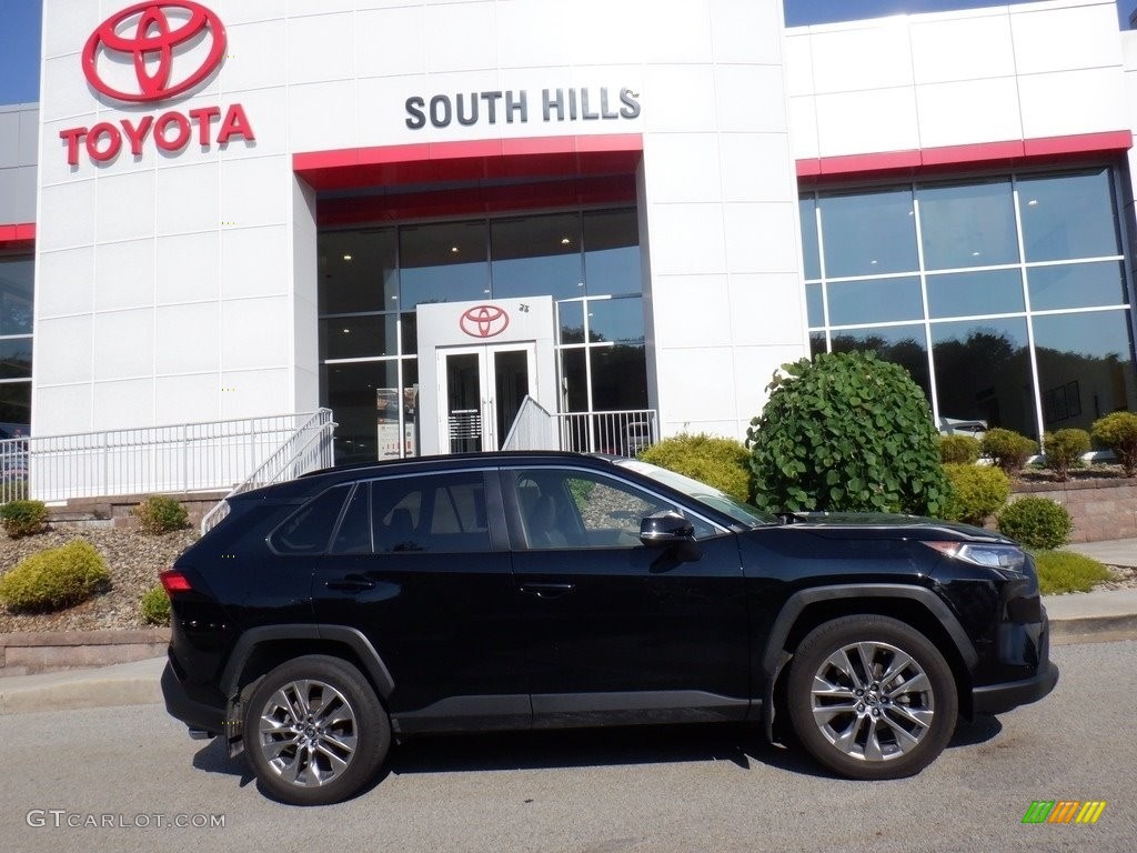 2020 RAV4 XLE Premium AWD - Midnight Black Metallic / Nutmeg photo #2