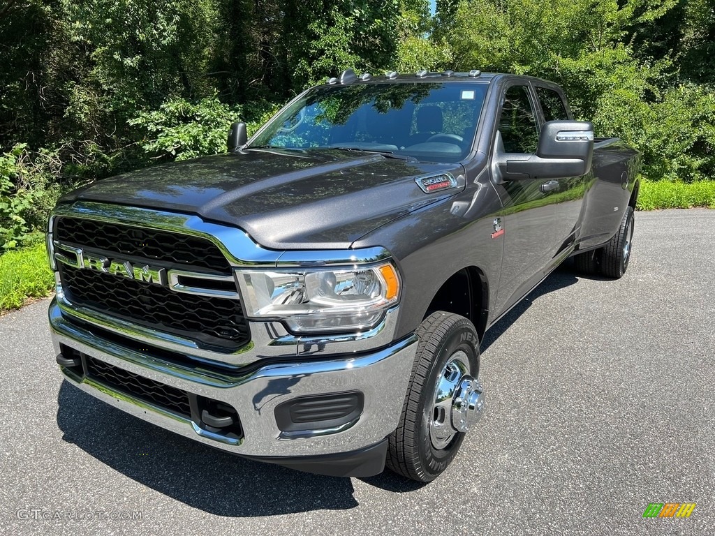 2023 3500 Tradesman Crew Cab 4x4 - Granite Crystal Metallic / Diesel Gray/Black photo #2