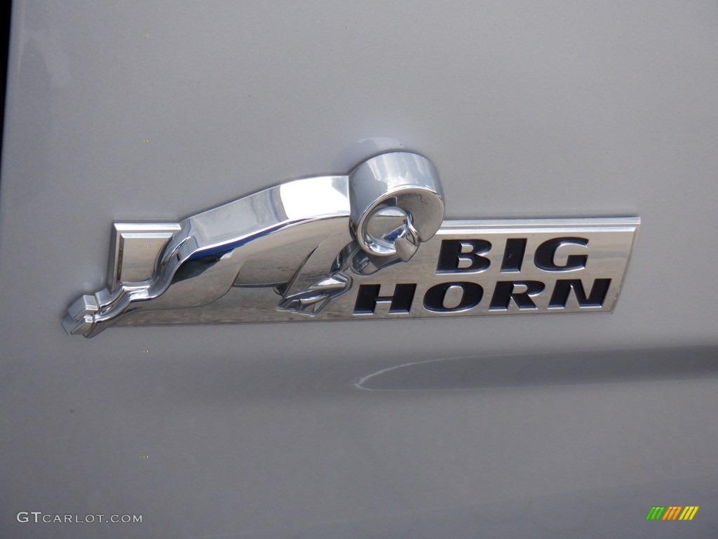 2017 1500 Big Horn Crew Cab 4x4 - Bright Silver Metallic / Black/Diesel Gray photo #9