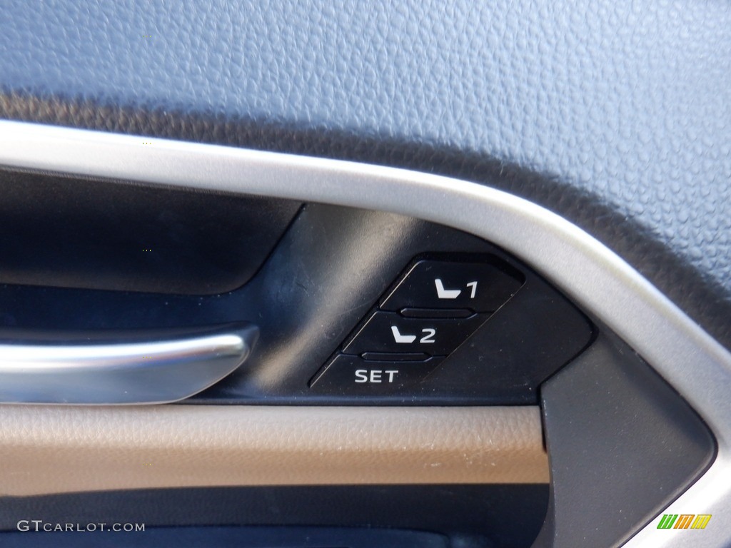 2020 RAV4 XLE Premium AWD - Midnight Black Metallic / Nutmeg photo #21