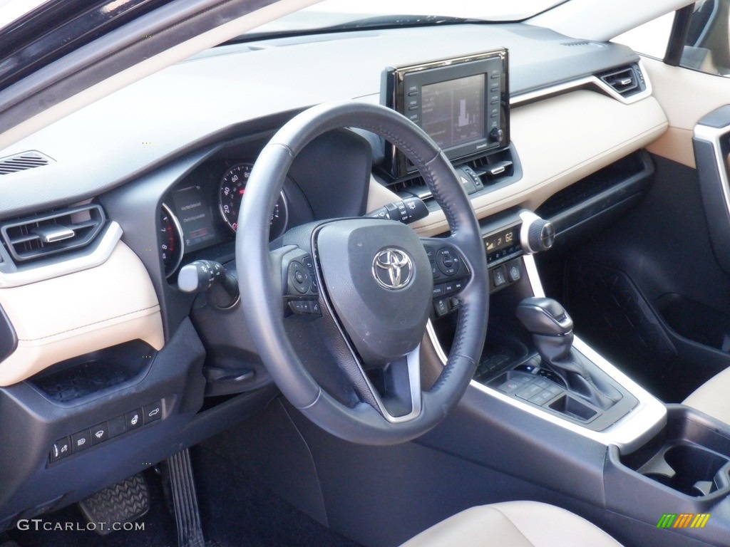 2020 RAV4 XLE Premium AWD - Midnight Black Metallic / Nutmeg photo #22