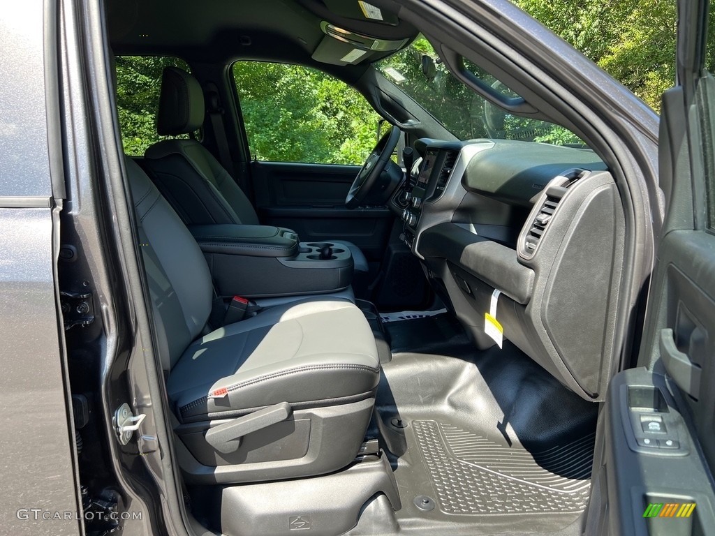 2023 3500 Tradesman Crew Cab 4x4 - Granite Crystal Metallic / Diesel Gray/Black photo #16