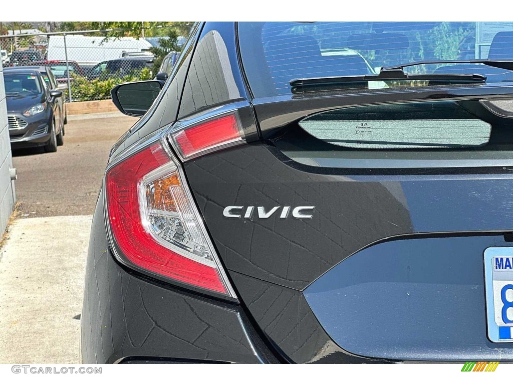 2021 Honda Civic LX Hatchback Marks and Logos Photos