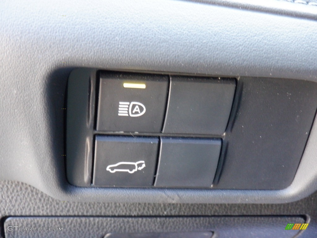 2020 Highlander XLE AWD - Magnetic Gray Metallic / Black photo #25