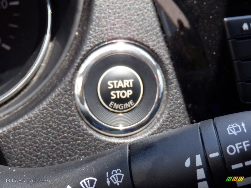 2019 Rogue SV AWD - Magnetic Black / Charcoal photo #17