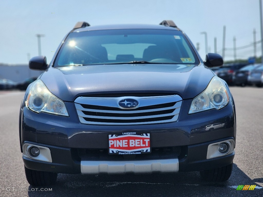 2011 Outback 3.6R Limited Wagon - Graphite Gray Metallic / Off Black photo #10