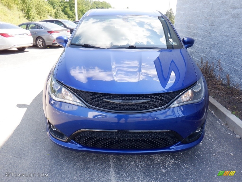 2020 Pacifica Touring - Ocean Blue Metallic / Black photo #3