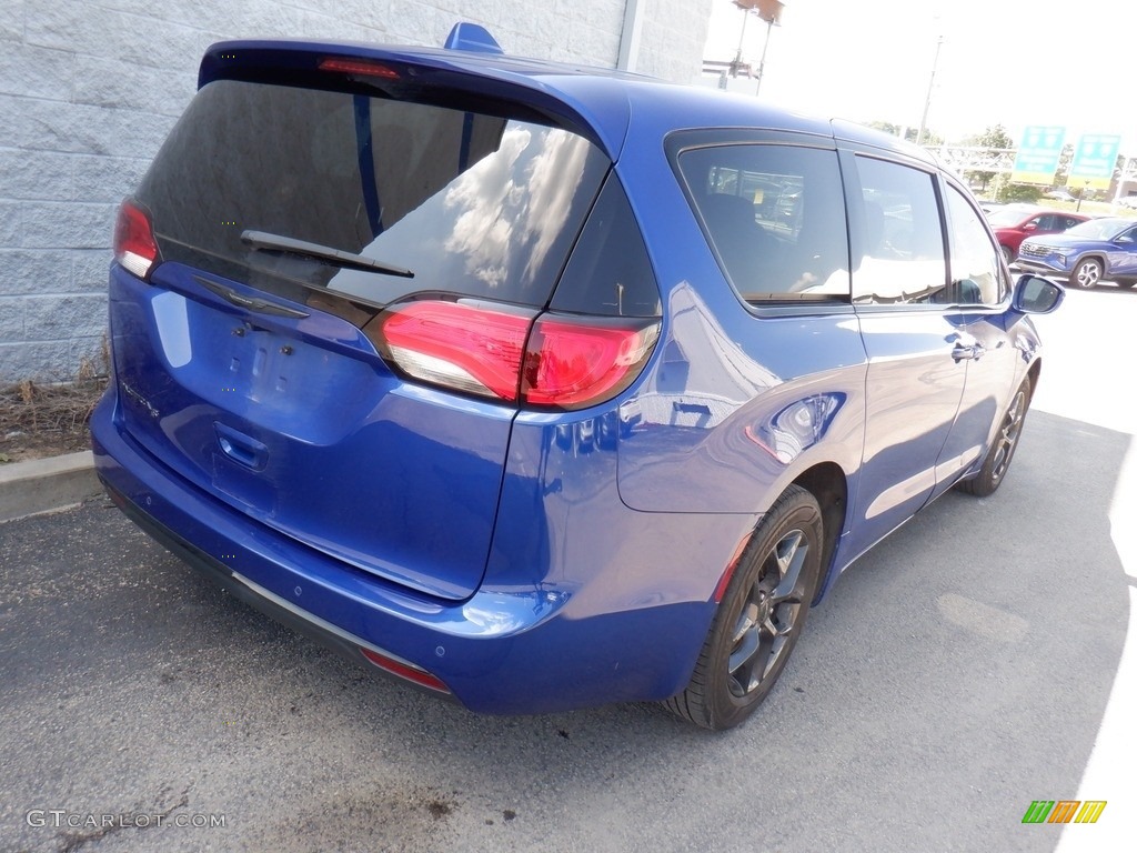 2020 Pacifica Touring - Ocean Blue Metallic / Black photo #6