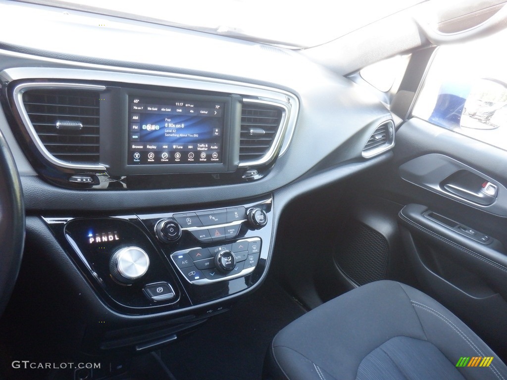 2020 Pacifica Touring - Ocean Blue Metallic / Black photo #10