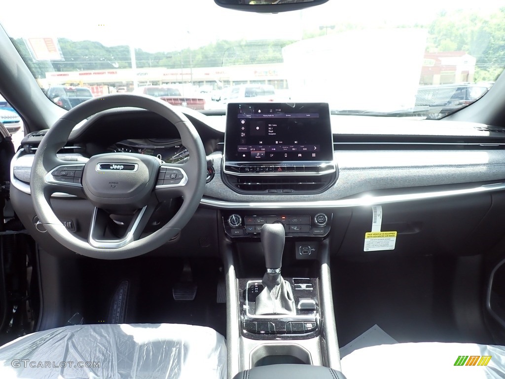 2023 Jeep Compass Sport 4x4 Black Dashboard Photo #146317040