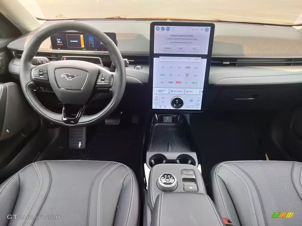 Black Onyx Interior 2022 Ford Mustang Mach-E Premium eAWD Photo #146317265