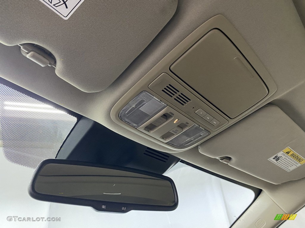 2018 Honda CR-V Touring Controls Photos