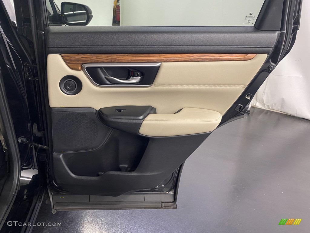 2018 Honda CR-V Touring Ivory Door Panel Photo #146317673