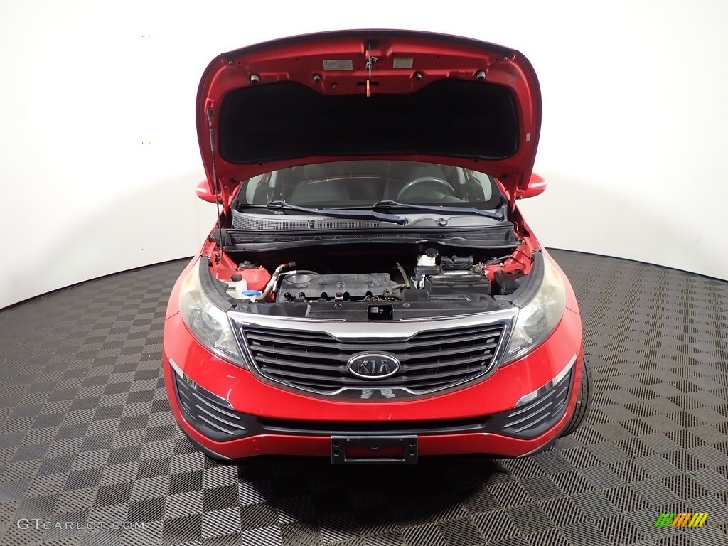 2012 Sportage LX AWD - Signal Red / Black photo #7