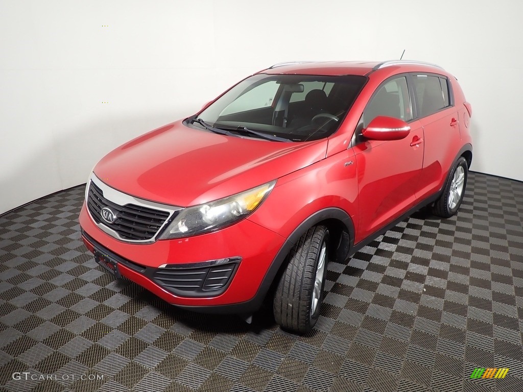 2012 Sportage LX AWD - Signal Red / Black photo #10