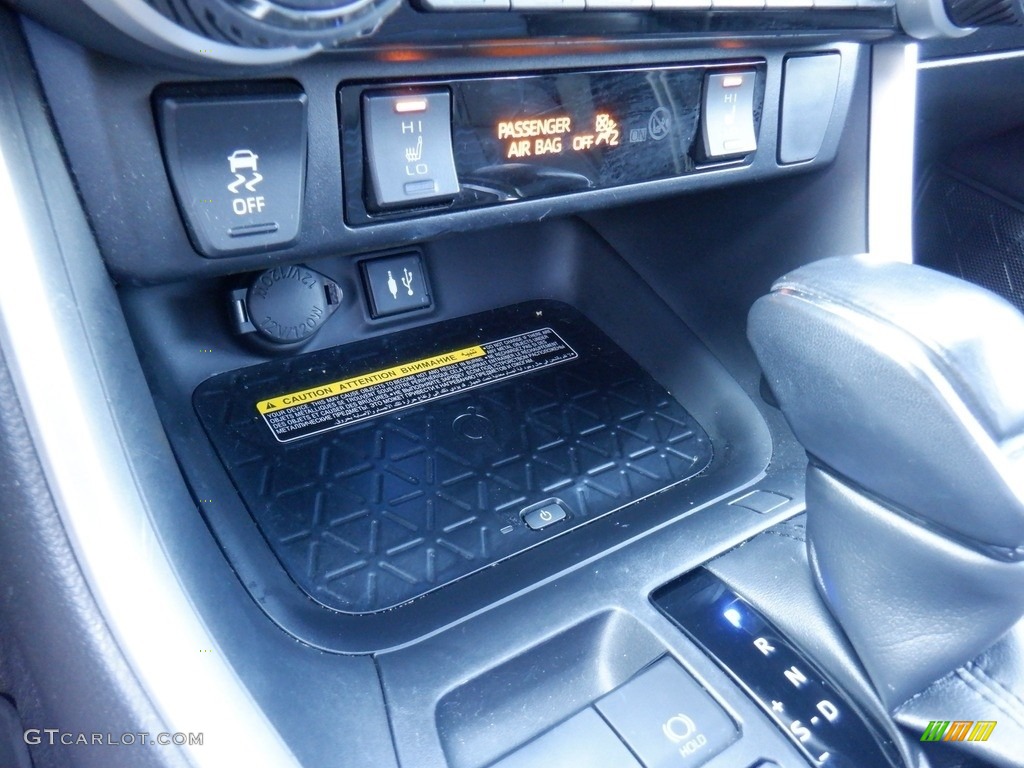 2019 RAV4 XSE AWD Hybrid - Blueprint / Black photo #17