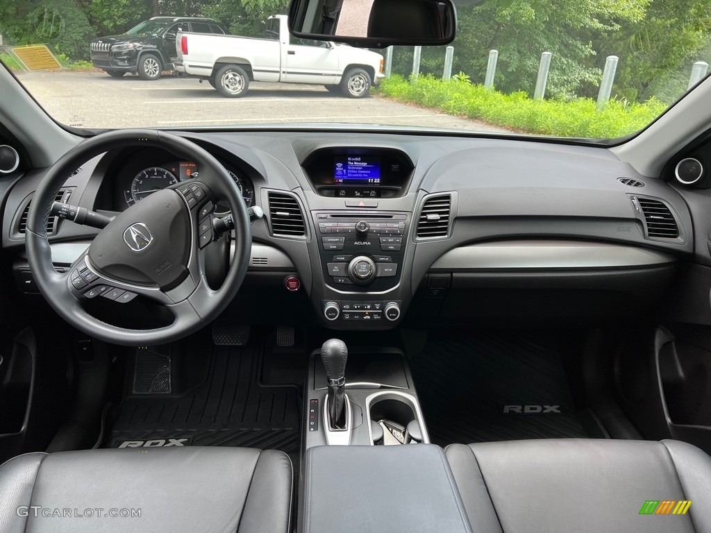 2017 Acura RDX Technology AWD Dashboard Photos