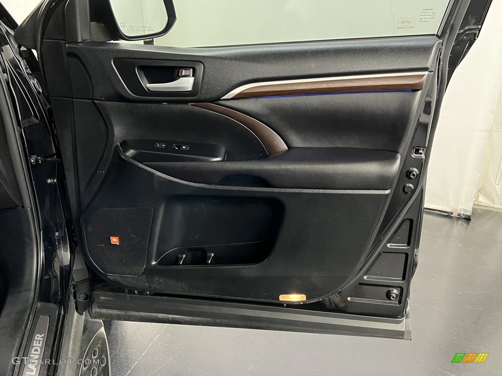 2016 Toyota Highlander Limited Door Panel Photos