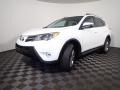 Super White - RAV4 XLE Photo No. 8