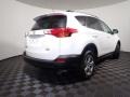 Super White - RAV4 XLE Photo No. 15