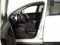Super White - RAV4 XLE Photo No. 19