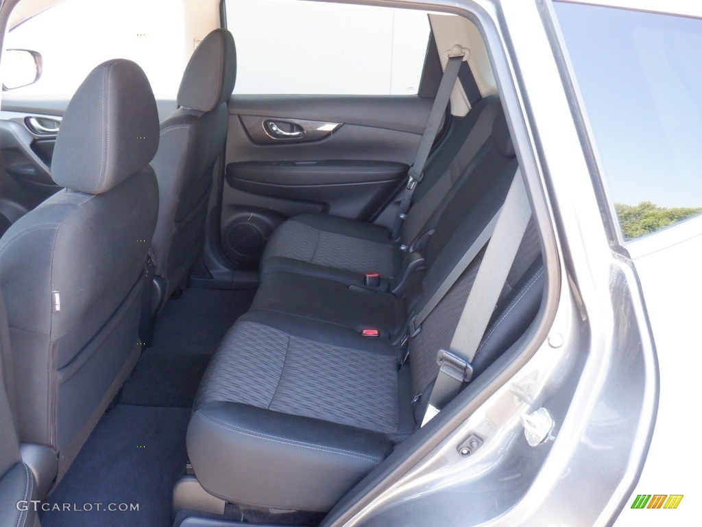 2019 Rogue SV AWD - Gun Metallic / Charcoal photo #32