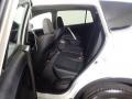 Super White - RAV4 XLE Photo No. 31
