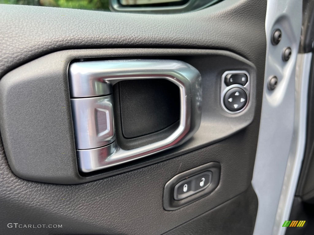 2023 Jeep Wrangler Rubicon 392 4x4 20th Anniversary 20th Anniversary Red/Black Door Panel Photo #146319626