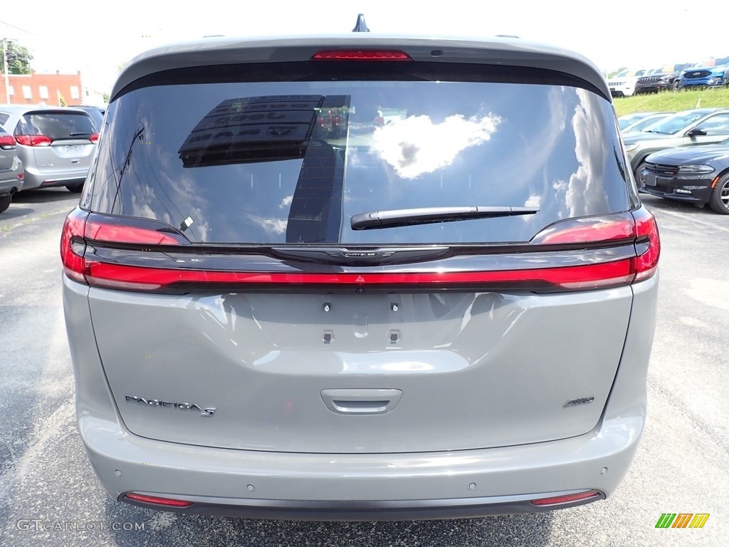 2023 Pacifica Touring L AWD - Ceramic Gray / Black photo #4