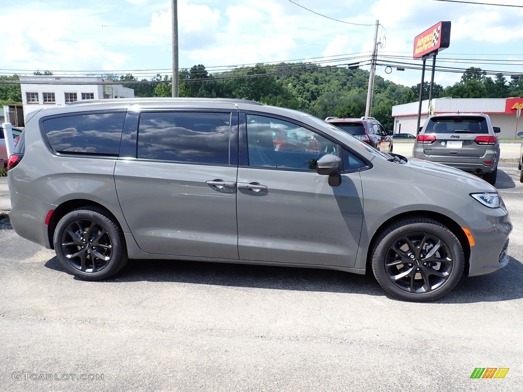 2023 Pacifica Touring L AWD - Ceramic Gray / Black photo #7